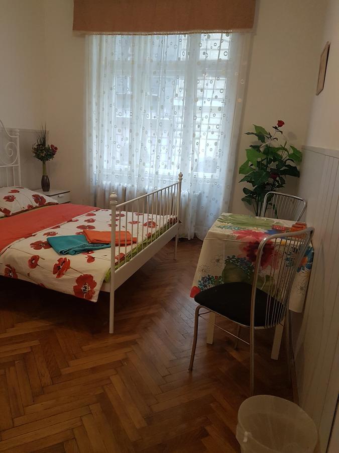 Valentina Guesthouse Budapeste Exterior foto