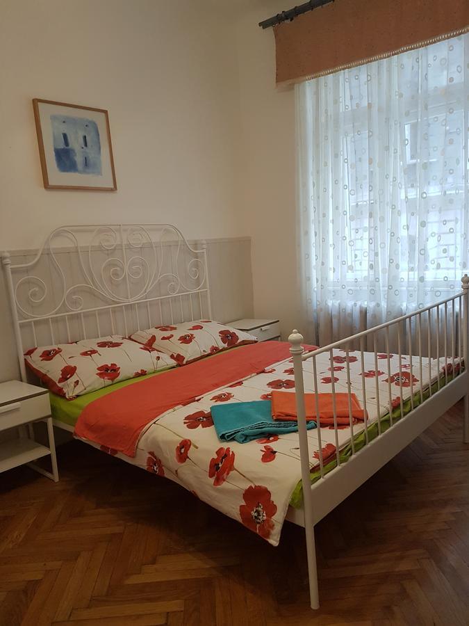 Valentina Guesthouse Budapeste Exterior foto